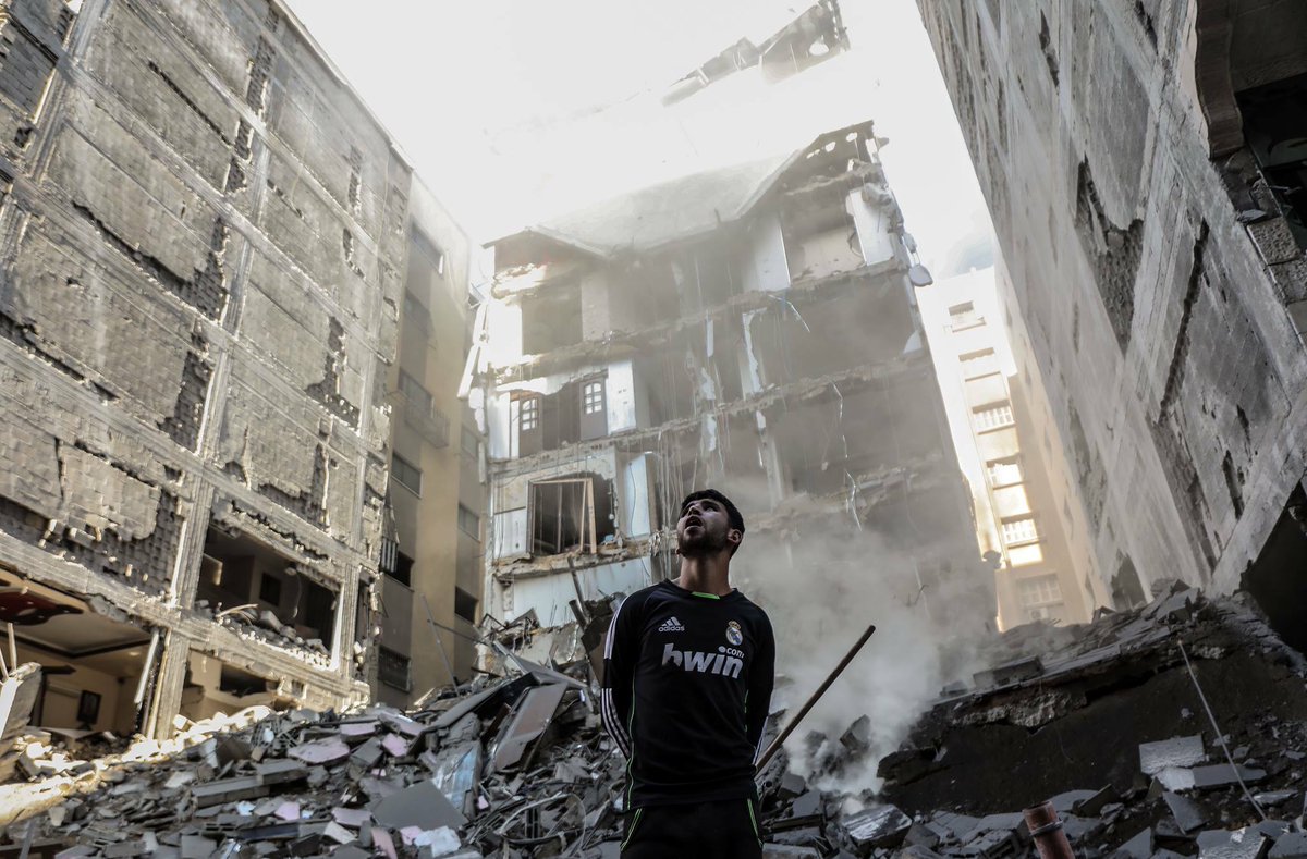 BDSmovement's tweet photo. Israel's military killed 14 Palestinians in Gaza in the past 2 days &amp; conducted bombing campaigns that terrorized the 2 million people living there under a brutal siege. There can be no enduring, just peace until the siege ends &amp; Palestinian rights r respected #StopArmingIsrael https://t.co/EyE0llJaaQ