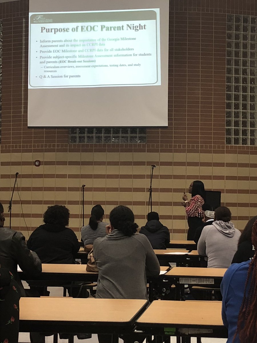 brianking105's tweet photo. We had a great turnout for our EOC Parent Night. A special thanks to all of the teachers that participated as well. Great job @DrTALarry. @westlakelions #ONEWestake https://t.co/IqgH97kbrA