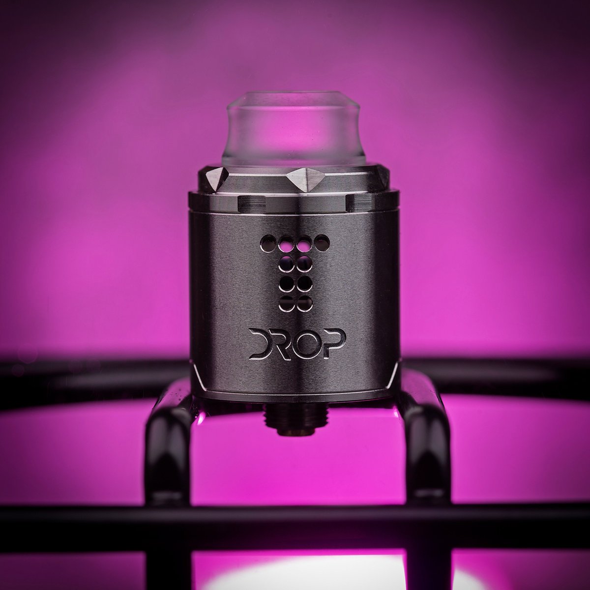 DigiFlavor's tweet photo. #Dropsolo

Daily topic:What's the last thing that makes you laugh? 😅😂🤣

.
.
.
.
.
#Digiflavor #vaper #vape #vapes #vapeon #vapedaily 

WARNING: This product is intended to be used with e-liquids that may contain 
nicotine. Nicotine is an addictive chemical. For adult use only https://t.co/MWnCPGfBJS