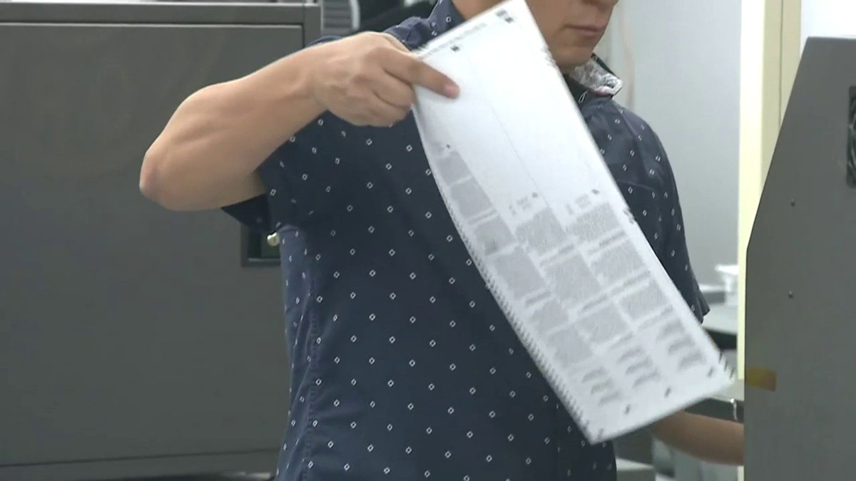UPDATE: Miami-Dade nearly finished with recount as Broward stresses it will meet deadline bit.ly/2DGIUDE https://t.co/TiOH2rGx8W