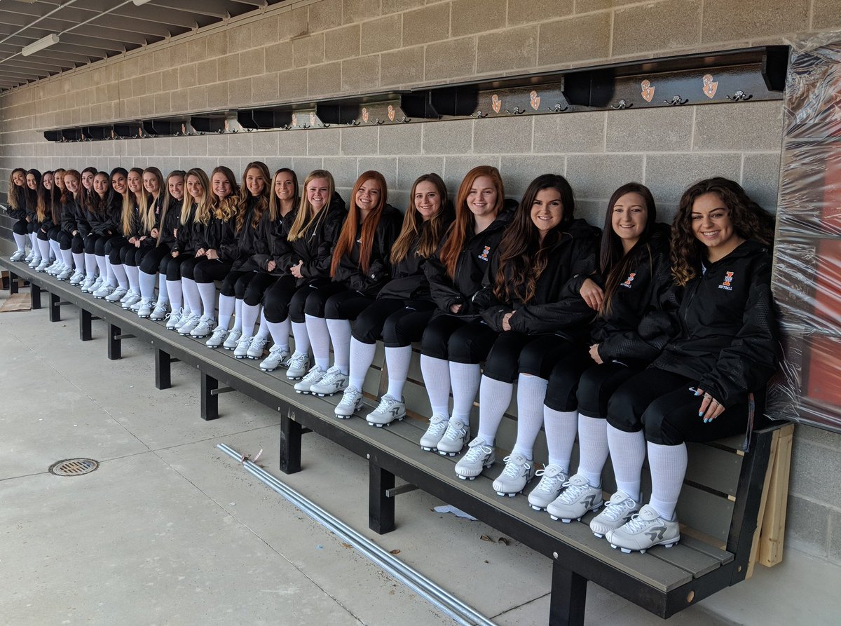 KarlEinolf's tweet image. The Warrior Park softball legacy begins! @INTechSoftball @IndianaTech @INTechWarriors