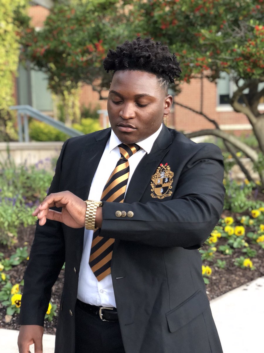 _HighlyRanked_'s tweet photo. Where is Stroll like An Alpha? BARFIELD ❄️
What time? 7:06 😤
Y’all pull up tomorrow, you might get an alpha man too👀 
#BU22 #BU21 #BU20 #BU19 #SLAA2K18 https://t.co/b19ZquutNu