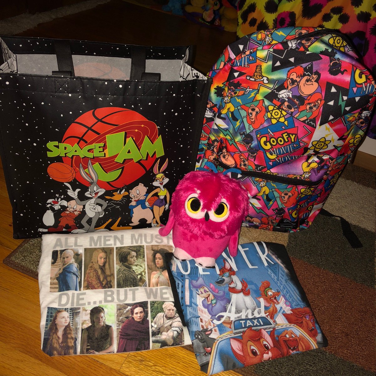 BnCsSundanceKid's tweet photo. Love all this loot!! #GameOfThrones #OliverAndCompany #AGoofyMovie #Fwooper #FantasticBeasts #SpaceJam #LolaBunny
Now ~5 months #ForTheThrone...‼️❕❕❗️❕ https://t.co/S7INvE7uQd