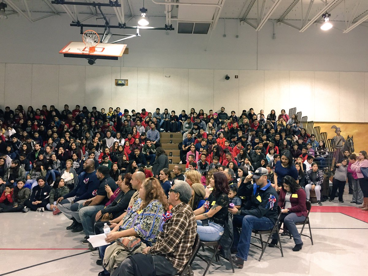 Beautiful Veteran’s Day Ceremony  today at EMMS!💙❤️🇺🇸 #VeteransDay2018 #Thankful #RattlerForce #WeAreClintISD