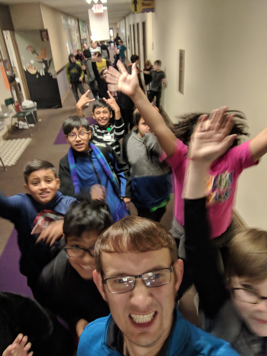 Gilliam2009's tweet photo. Love what you do! That's all I've wanted from them! Truly a great group! Getting ready for district competition! #sferobotics @SFE_3820 @CochranM90 @chrismodglin @mrDuffey_3 https://t.co/yQzTRSMLIr