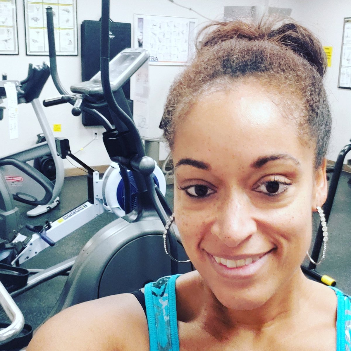 AtkinsonTreena's tweet photo. Its important to do physical activity daily.  Even if it's walking for 15 minutes.  #fitnessjourney #takecareofyourbody #loveyourself https://t.co/H9XGueQnIE