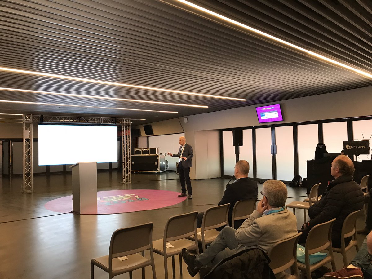 voip2day's tweet photo. Comenzamos en #VOIP2DAY18 con José Enrique Puente sobre Blockchain y Telecom. #VoIPFreak https://t.co/wyAh2sKaDL