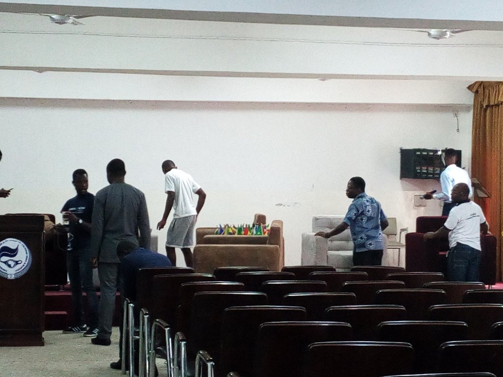 Dalic_Asafo's tweet photo. Place is set for today's program 
Let meet at the UPSA  Auditorium  and discuss issues concerning Africa.
Topic : Developing Strategic Young Leaders for Africa's Future 

Don't miss this.
@AAU_67 
#AfricanUniversitiesWeek'18
@GHOneTV 
@tv3_ghana 
@Citi973 https://t.co/8QyyD4pLTz