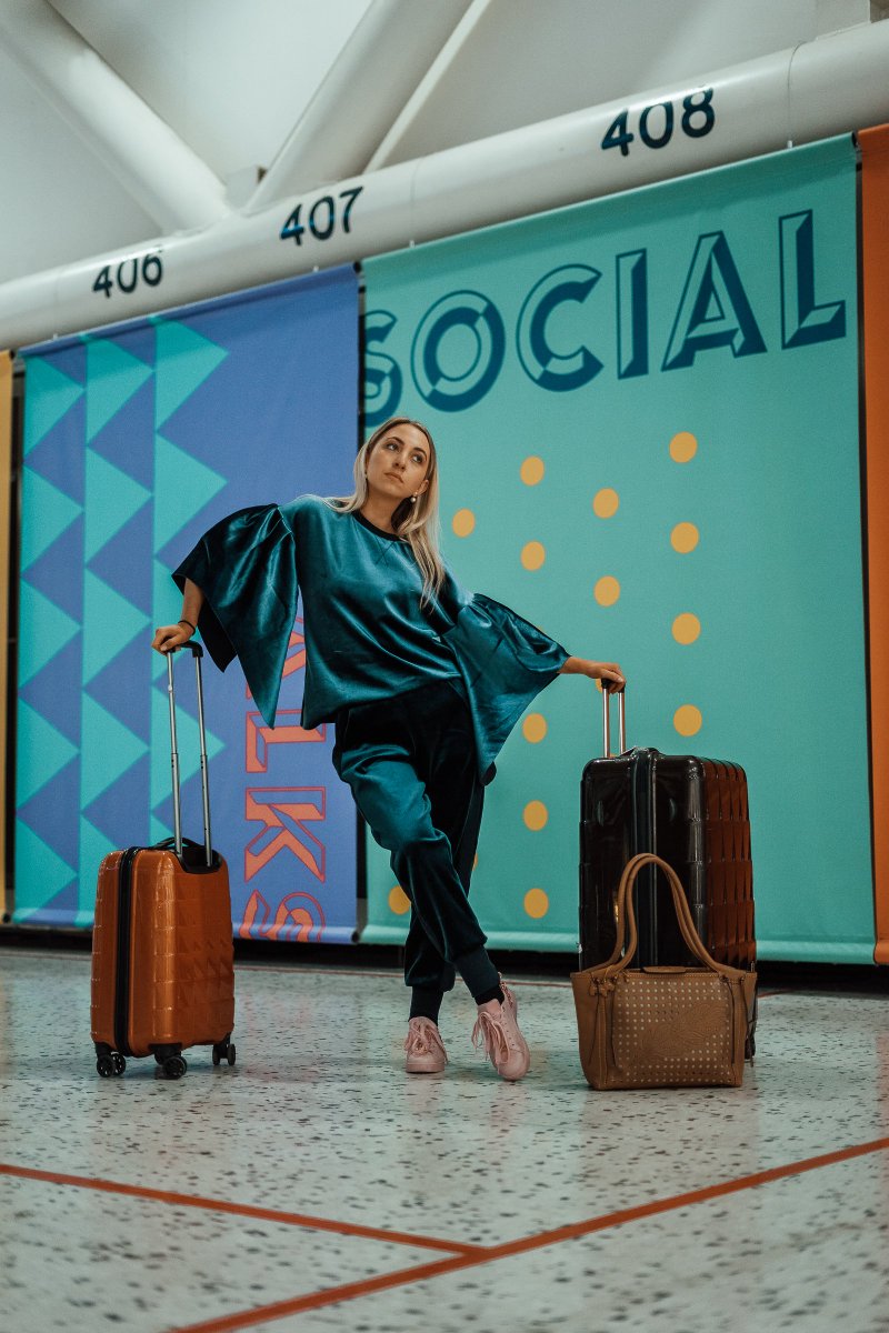 New post - Skincare Must-Haves for Long-Haul Flights up on the blog now #Beauty #Lifestyle #Travel - theemasphere.com/skincare-for-l…