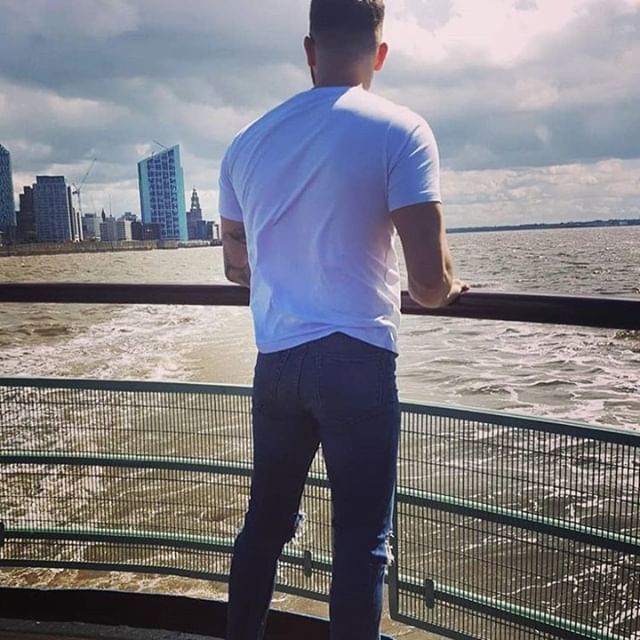 Marketing906's tweet photo. It's easy to watch the world and it's riches fly past you but bitcoin calls time to a stand still. #bitcointrading #binaryoptions #bitcoinmining #bitcoinnews #bitcoinprice #bitcoin #bitcoins #blockchain #blockchaintechnology #binarytrader #forextrader #forexlifestyle via @ha… https://t.co/RnE8zf0S21