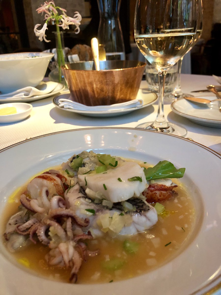 CaravelleChamp's tweet photo. What a treat: lunch @LeCoucou_NYC ! Merci chef #danielrose 4 creating this exquisite and light “nage de fruits de mer au champagne (@lacaravellechampagne )”, mussels w mayonnaise/mustard/lemon, vegetable terrine, braised potato with #caviar => heaven
#luckyrita https://t.co/vlcSwmQHfi