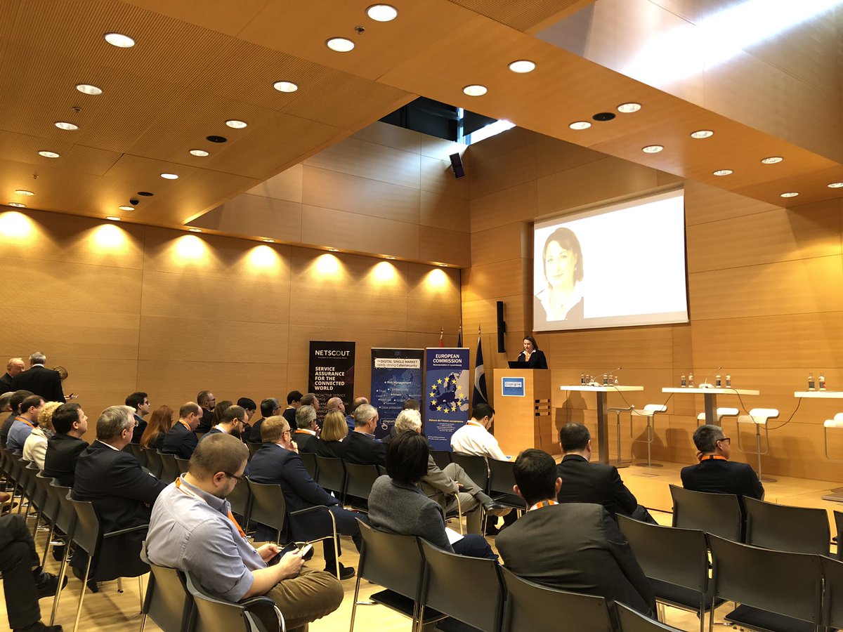 malpica's tweet image. Keynote by HE Mrs. Kaili TERRAS, Estonian Ambassador to the Kingdom of Netherlands and to the Grand-Duchy of Luxembourg at Luxembourg Internet Days 2018 #DataEmbassy #LID2018
