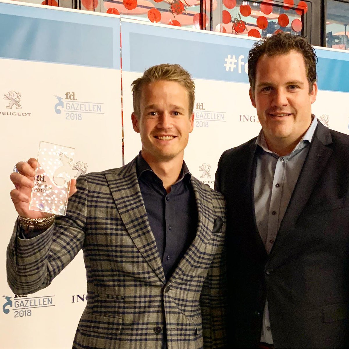 Trots! Gister de #FDGazellle #Award in ontvangst mogen nemen. Ook dit jaar behoren we weer tot een van de snelst groeiende bedrijven van Nederland. #Trots #snelstegroeiers #BIM4ALL