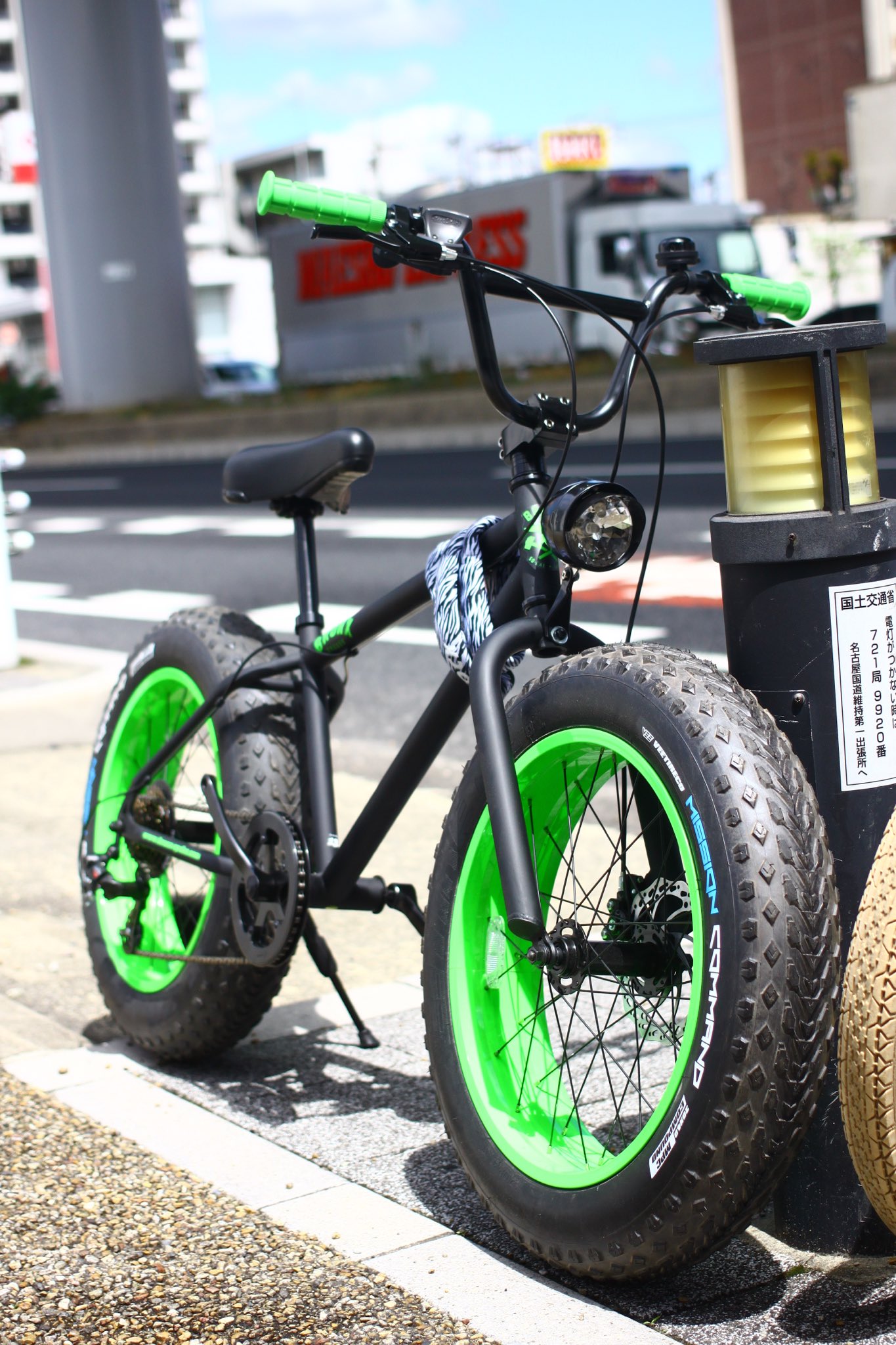 世界の BRONX20 ライムグリーン 自転車本体