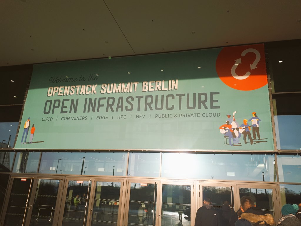 objectiflibre's tweet photo. #OpenStackSummit jour 2 c'est reparti, sous le soleil!
Toujours de belles découvertes à faire stand C24 après la keynote https://t.co/G2Xe9mbmHl