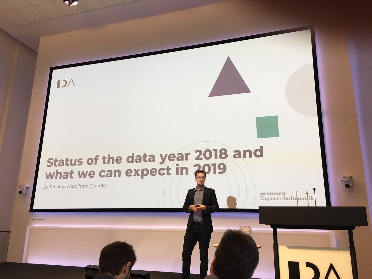 _JosephineLund's tweet image. First speaker today @jerrong on stage #datatalks #datautilisation #datadriven