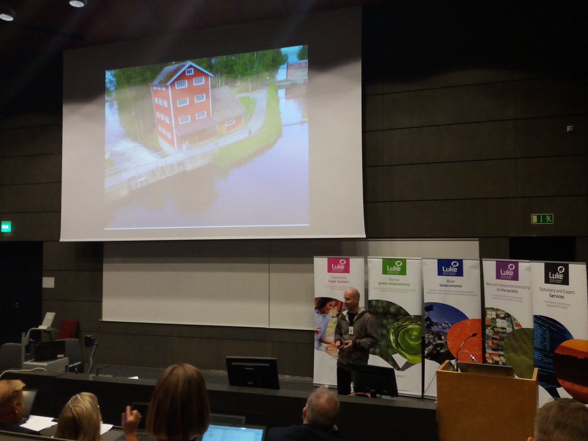 JanneArtell's tweet image. #LukeLEADS @IhoAntti looking at small hydro. Pushing for change and building bridges for better collaboration. Hyvä tulee. @Virhory