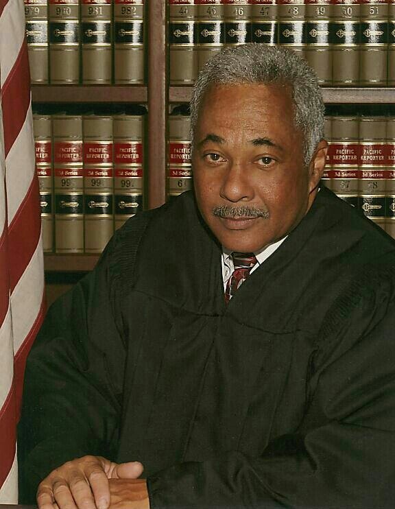 hope4prisoners1's tweet image. Honored to have Nevada Chief Supreme Court Justice Michael Douglas coming out on Friday to administer the Oath to 28 former offenders as they commit to remain productive law-abiding members of the community #reimagingReentry #prisondoors #exitonly #itsover #realdeal #iamhope