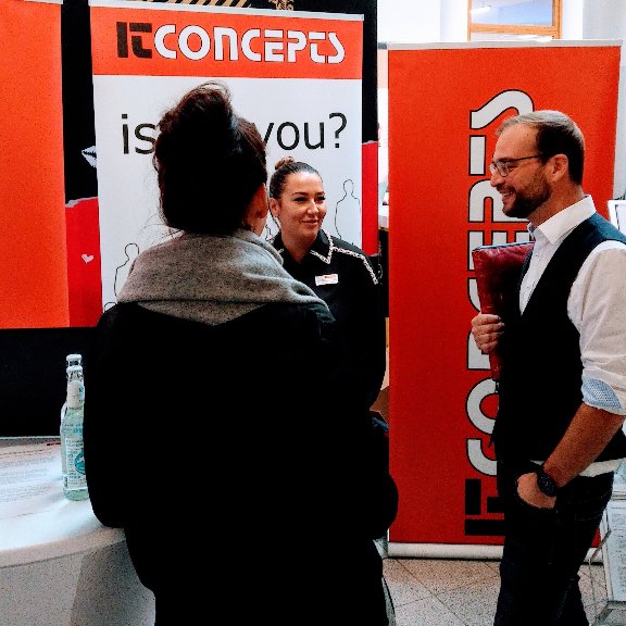 ITConceptsJobs's tweet image. Wir verbringen eine tolle Zeit auf dem #Unternehmenstag an der Hochschule  Bonn/Rhein-Sieg. Bis 16 Uhr findet Ihr uns noch an Stand 60 am Standort in Sankt  Augustin. 

#isITyou #itconcepts #jagdichselbst #iam #traineegesucht  #goIdentity