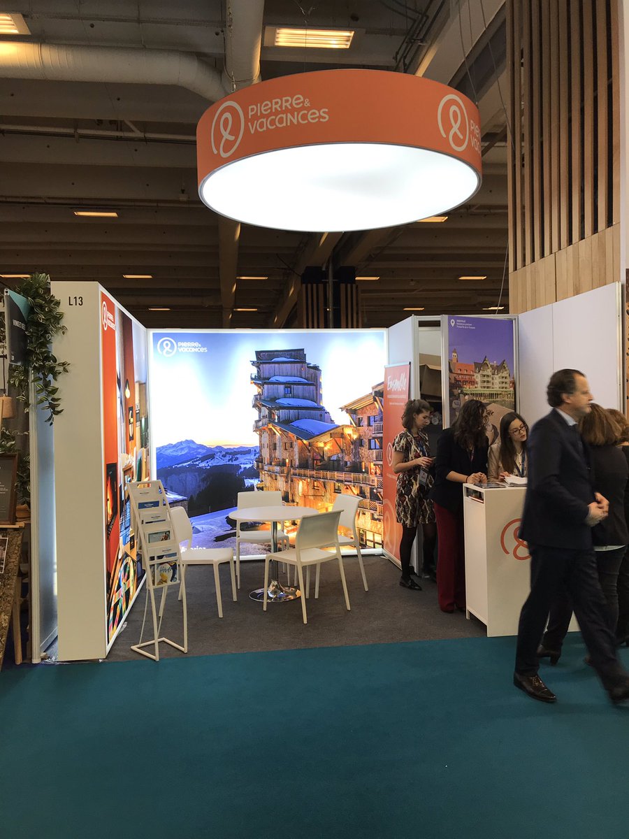 roque_pascale's tweet photo. Présence active de #PierreetVacances au salon @EquipHotel #franchise #managementContract #international #hospitality LaurentDenis Dr Développement International https://t.co/rfWOKkuo9V