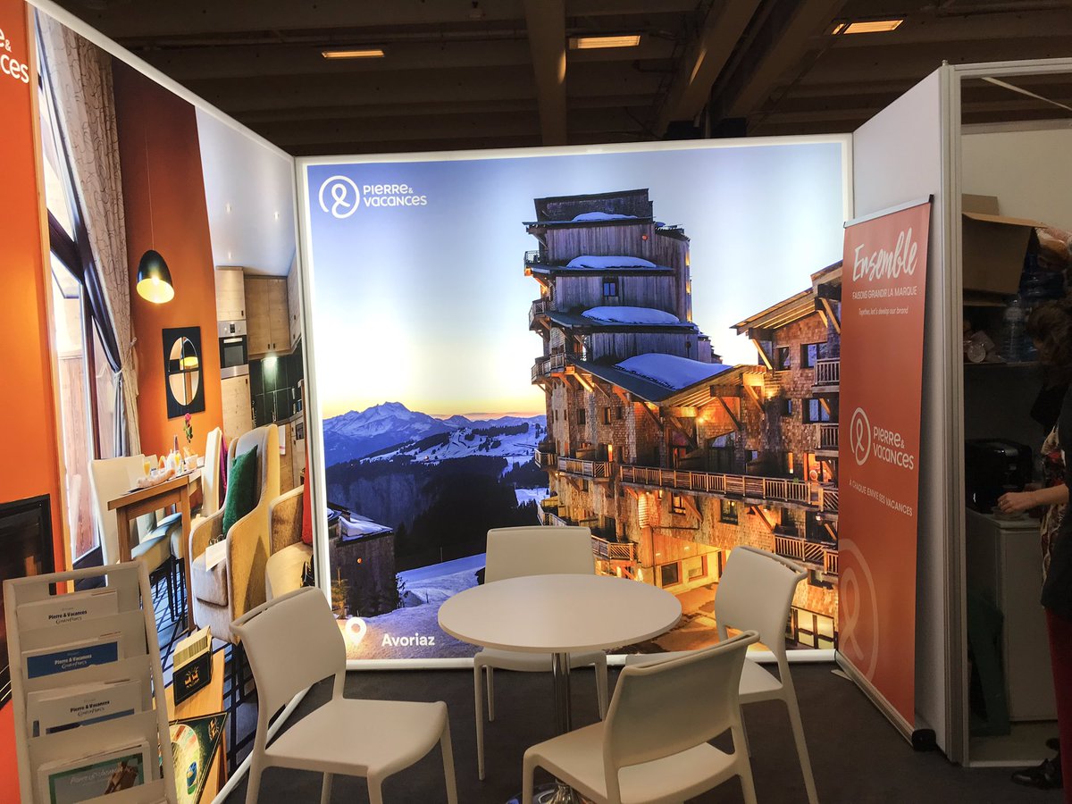 roque_pascale's tweet photo. Présence active de #PierreetVacances au salon @EquipHotel #franchise #managementContract #international #hospitality LaurentDenis Dr Développement International https://t.co/rfWOKkuo9V