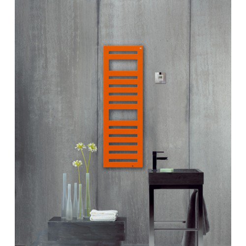Halloween may have passed but we're not done with the pumpkin yet. This autumnal shade is making its presence felt. <a href="/bloglovin/">Bloglovin'</a> ow.ly/rpaJ30mzp01 
Our Zehnder Metropolitan Spa Electric Towel Radiator channels the seasonal hue.
ow.ly/HYbG30mzp13
#HotInteriors #Zehnder