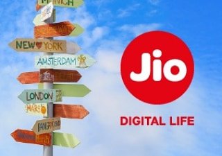Reliance Jio has new International Romaing Plans.
Check out here: http://bit.ly/theglean3
@reliancejio
#reliancejio #jio #jiophone #g #reliance #india #technews #smartphone #mukeshambani #xiaomi #pirisi #xiaomiindia #techplex #xiaomifeaturephone #wittygeeky #qinai #volte