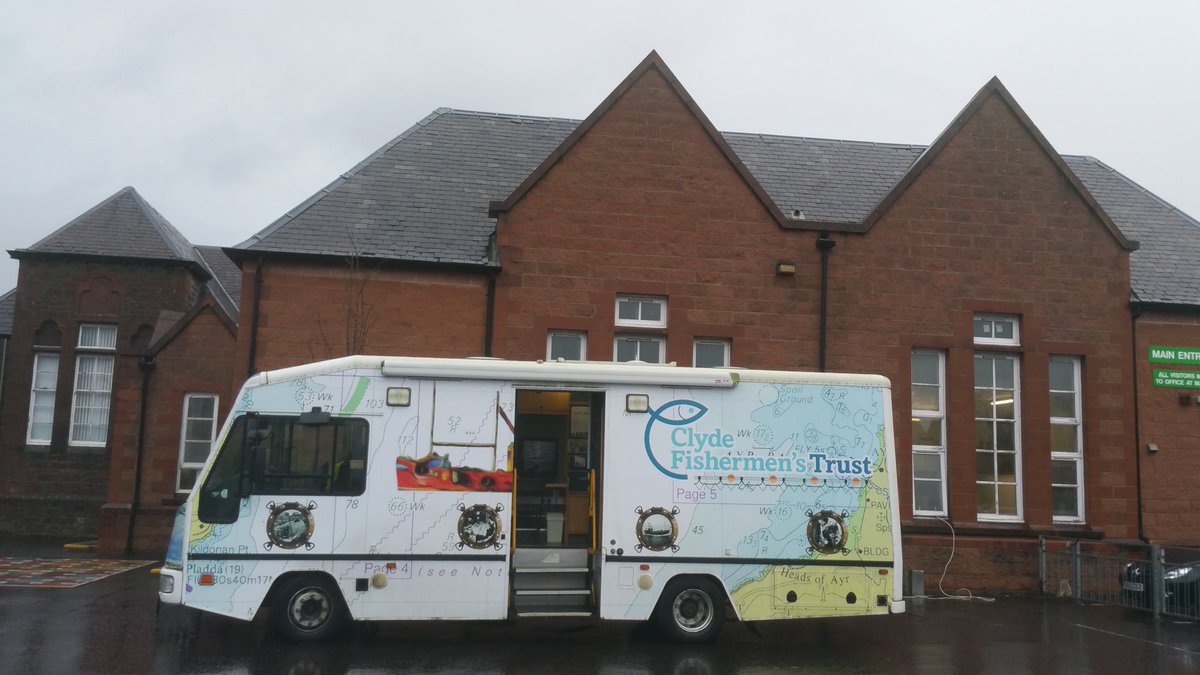 jdefresnes's tweet image. #castingthenet 
getting ready for our next group at Holmston Primary School Ayr...