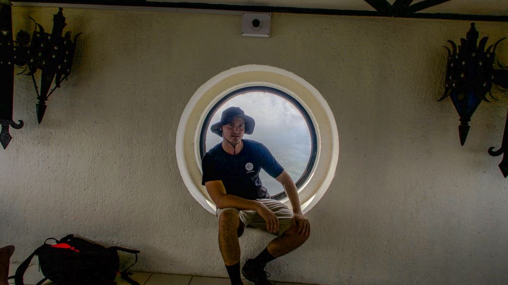 LennyTParadise's tweet photo. Take a look at some of the views I had from the Memorial Cross at Mt. Samat, in Bataan, Philippines. 🇵🇭🙂
#mtsamat #mountsamat #memorialcross #bataan #philippinesontop https://t.co/yqH9jkFTpm