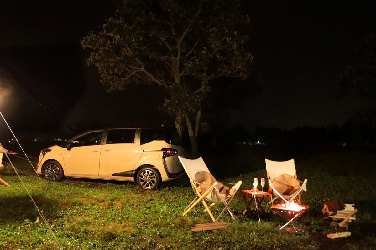 ট ইট র トヨタ自動車株式会社 こんばんは たまの休日 自然の中でシャンパン片手に 大人の夜を過ごしませんか By シエンタ Marimari8208 Instagramer Marimari8208 Sienta Camp アウトドア 富士山 外カフェ ふもとっぱら シエンタについてはこちら
