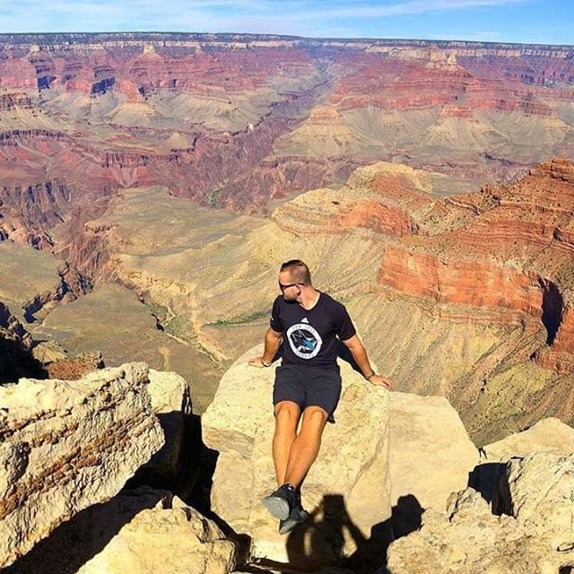 Marketing906's tweet photo. The most powerful weapon on Earth is the human soul on fire🔥
.
.
.
#cryptocurrency #bitcoin #blockchain#ethereum #cryptocurrencynews#cryptocurrencytrading #crypto #litecoin #btc#cryptocurrencycommunity#cryptocurrencyexchange#cryptocurrencymarket #bitcoins#cryptocurrencyminin… https://t.co/qEymqUPtgw