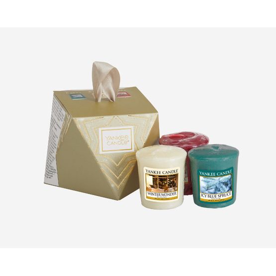 Houseof_Harris's tweet photo. Yankee Candle Stocking Fillers for under £10! Now that's what we want Santa to bring us this year :)

https://t.co/JyXjPovRnQ…/

#christmasgifts #secretsanta #stockingfillers #dealsandoffers #christmas #yankeecandle https://t.co/veO4JFIrmx
