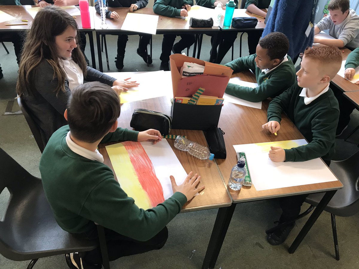 MurrayburnP's tweet photo. This week in #primary6b we have been looking at the blitz in Scotland during #ww2. “This is our own creation of the blitz” #murrayburnlife https://t.co/wtPLXv3LOu