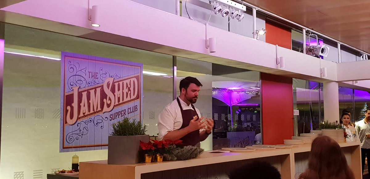 I'm still in a food coma after stuffing myself with the best mash potato on earth, ox cheek, and many wine cocktails last night - thanks for having me <a href="/JamShedSupper/">Jam Shed Supper Club</a> &amp; <a href="/Big_Starcher/">Stuart Archer</a> 
designmynight.com/london/whats-o…