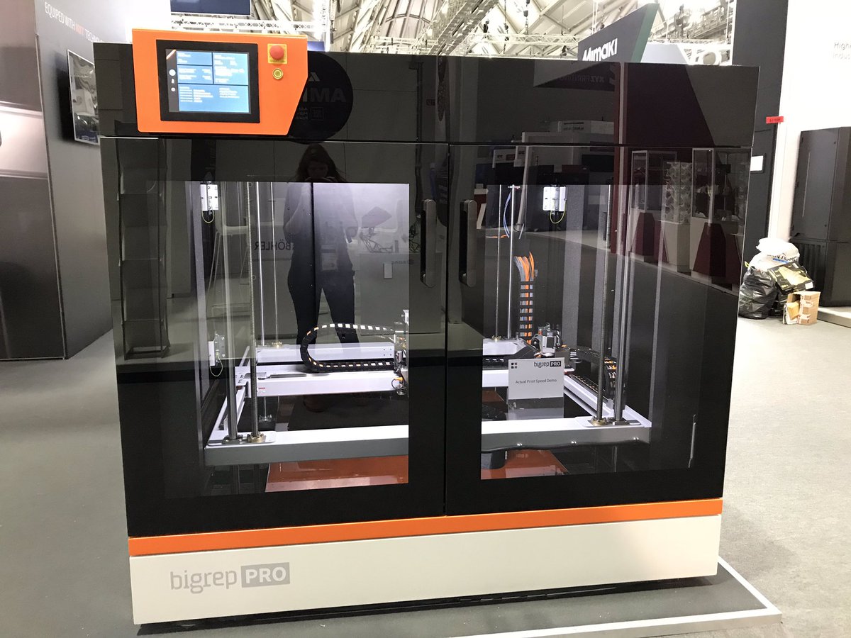 3dprintindustry's tweet image. The new large format industrial 3D printers from @BigRep - hall 3.1, booth E20 #formnext #Formnext2018