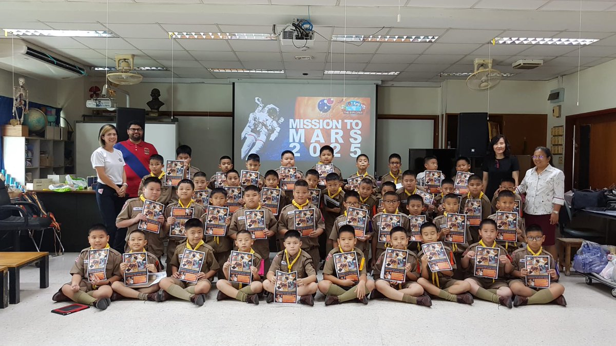 PSSECM2M's tweet image. We have gone international and we&apos;re having a blast at the Assumption College in Thailand! 

PSSEC is honored to take Mission to Mars to Bangkok, Thailand with the collaboration of The Explorer.

#MissionToMarsThailandChapter #SpaceScienceEducationThailand #SpaceScienceCamp