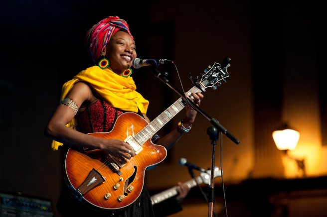 ElectricKiwi's tweet image. What the Industry Wants You to Know About Marketing Music with Social Media bit.ly/2PqmZa1 (via @sonicbids) #MusicIndustry #SocialMediaForMusicians #MusicMarketing #IndieTips