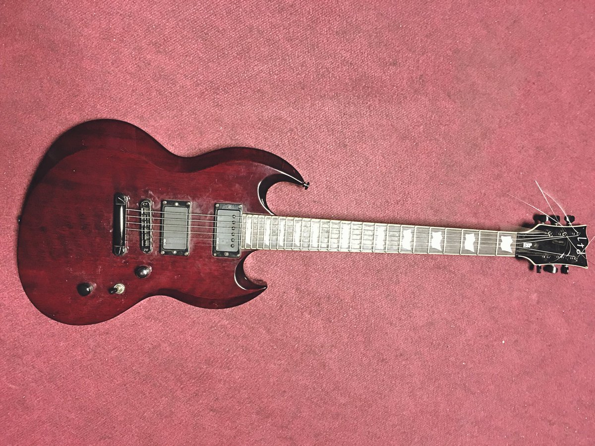 Broke out Max Powers for the first time in ages today. #FirstGuitar #FirstLove