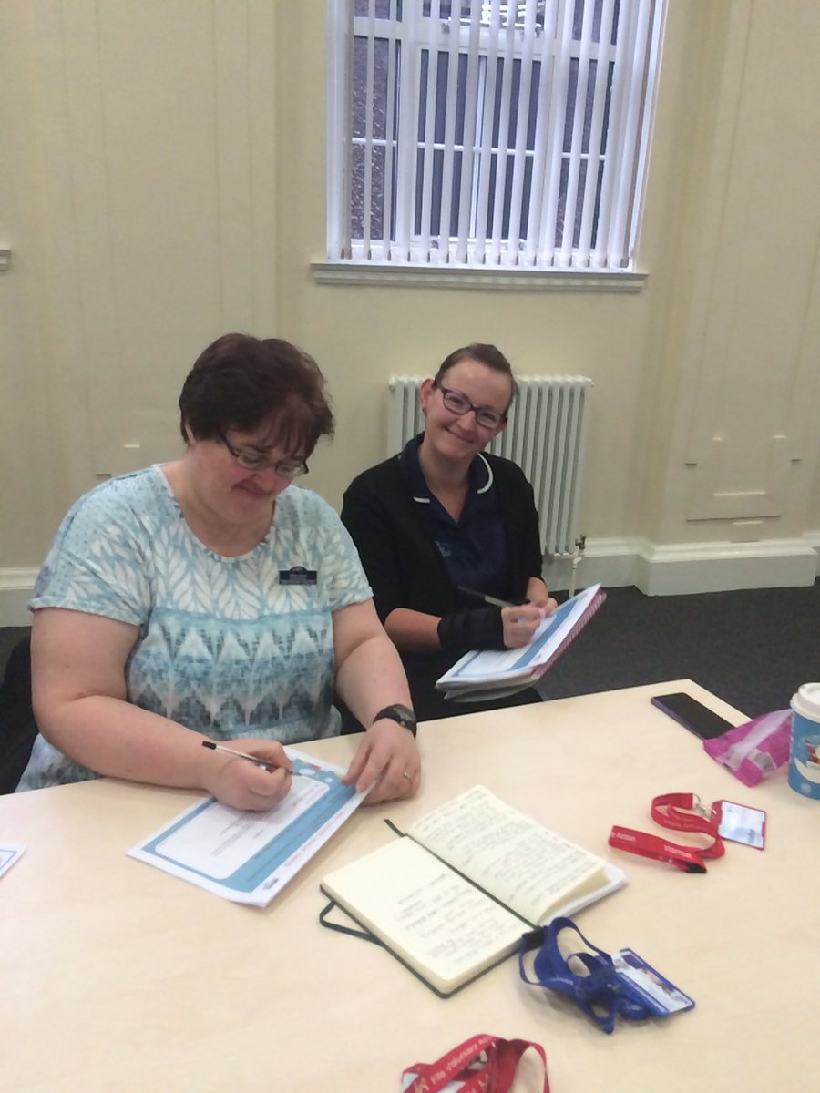 Care homes in Kirkcaldy taking the pledge to take stock on  reducing medicine waste