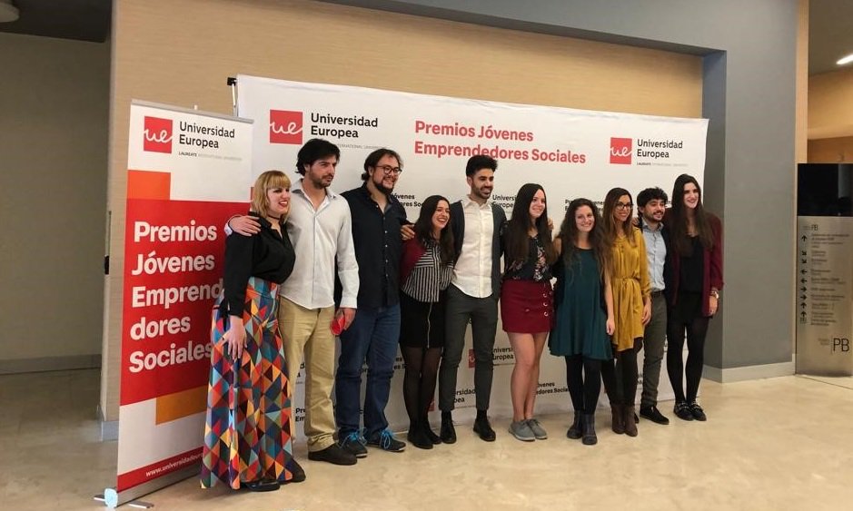 Enhorabuena a los diez jóvenes ganadores de la décima edición de los #PremiosJES. ¡Bienvenidos a la #ComunidadJES!