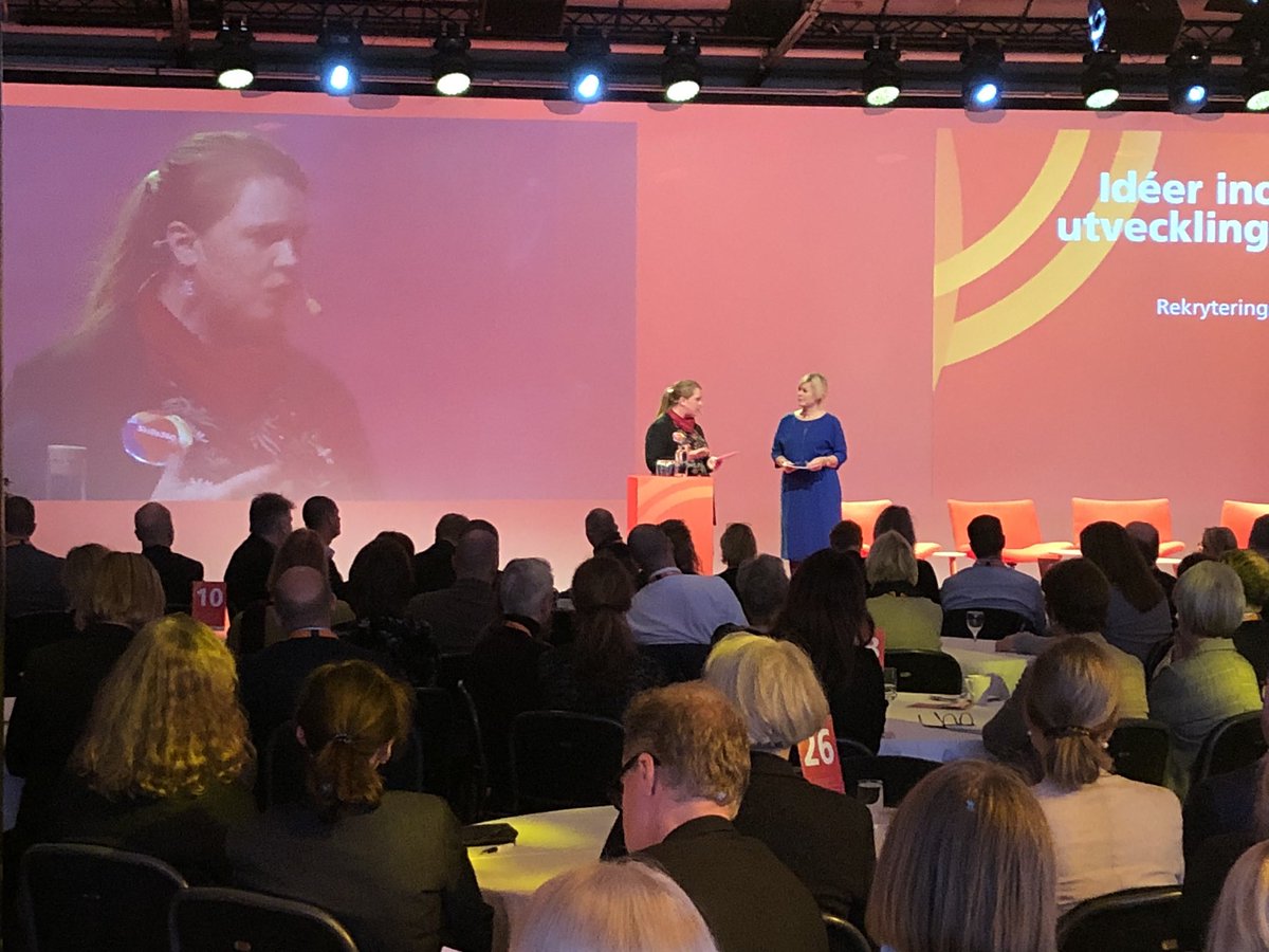 Arbetsgivarverk's tweet photo. @AslundK berättar på #agdagen2018 om #Skills360, och varför innovation för inkluderande kompetensförsörjning är viktigt. #verksamhetenvinner https://t.co/12x3qmiur7
