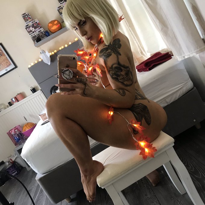 Nap time 👻🎃 https://t.co/mzlfiRwTbv<a href="/tag/newprofilepic"class="tags"><span>#newprofilepic</span></a>