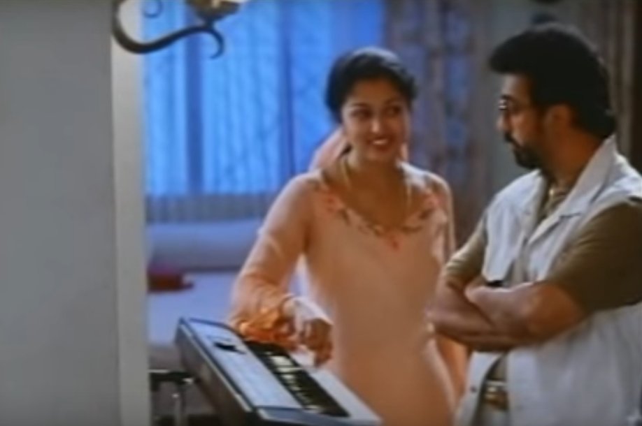dhanaraj78's tweet photo. #நம்மவர்
#24YearsOfNammavar

 எங்கும் கடவுள் தேடும் தேவ சங்கீதம்
 எதிலும் மனிதன் தேடும் எங்கள் சங்கீதம்
 தேவலொகம் கேட்கும் ஜீவ சங்கீதம்
 எழை குடிசை கேட்கும் எங்கள் சங்கீதம்
 காசு மாலை தானே கலையின் சன்மானம்
 கண்ணின் துளிகள் தானே கலைகளின் வெகுமானம்....
#பூங்குயில்பாடினால் https://t.co/eIs5FMmB4o
