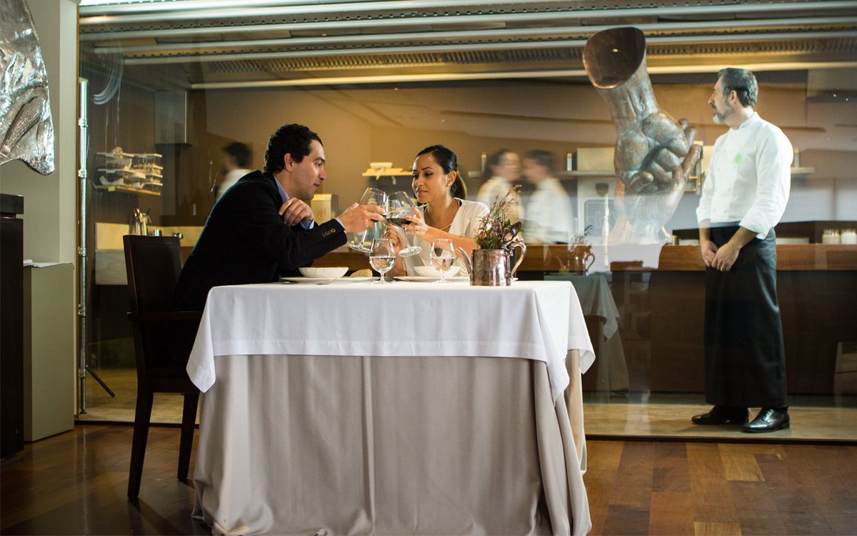 Este otoño es perfecto para comer con estrella en #RíasBaixas en estos cinco fantásticos restaurantes :
⭐<a href="/PepeSolla/">Pepe Solla</a>
⭐ <a href="/YAYODAPORTA/">YAYO DAPORTA</a>
⭐ <a href="/RestCullerdepau/">RestCullerdepau</a> 
⭐ <a href="/PepeVieiraChef/">Pepe Vieira</a> 
⭐ #MarujaLimón <a href="/RafaCentenoM/">Rafa Centeno</a> <a href="/InesAbrilM/">Inés Abril</a> 
👉 ow.ly/Z86e30mtkTL  #EstrellasMichelin #SomosHistorias