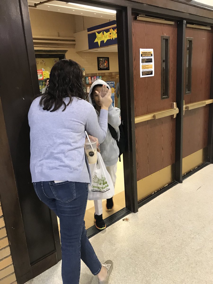 At Harvard Park today.  They are rocking it!  Every child is greeted 3-4 times by the time they get to the classroom. The head custodian is at the bus entrance!  <a href="/schooldist186/">District 186</a> #BISTon <a href="/OurCornerstones/">Cornerstones of Care</a>