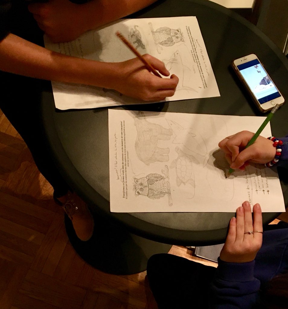 jfr_visualart's tweet image. Drawing at the Rom! :)