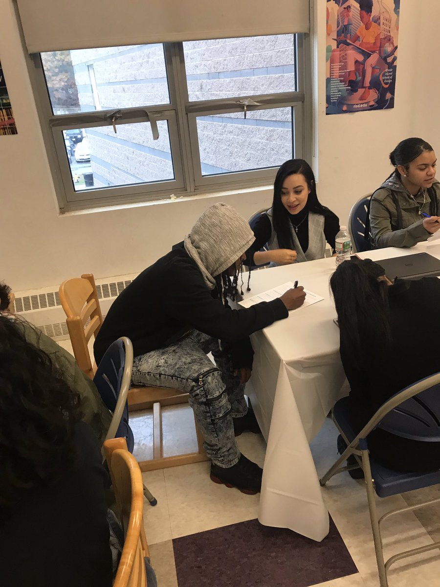 LpsRise's tweet photo. RISE students applying for college! https://t.co/wBYYsbmaiq