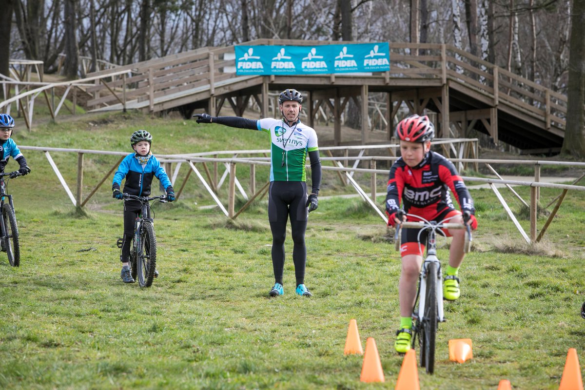 Baloise BE (@baloise_be) on Twitter photo Nog een keer alles geven want vanavond sluit de #SvenNysAcademy de deuren voor dit jaar. Dank <a href="/sven_nys/">Sven Nys</a> en alle medewerkers: dit is fantastisch werk!
#safecycling #partnership
<a href="/sncyclingcenter/">SN Cycling Center</a> <a href="/EetcafeVelo/">Eetcafe Velo</a> <a href="/SNLogies/">SNlogies</a> Nog een keer alles geven want vanavond sluit de #SvenNysAcademy de deuren voor dit jaar. Dank <a href="/sven_nys/">Sven Nys</a> en alle medewerkers: dit is fantastisch werk!
#safecycling #partnership
<a href="/sncyclingcenter/">SN Cycling Center</a> <a href="/EetcafeVelo/">Eetcafe Velo</a> <a href="/SNLogies/">SNlogies</a>