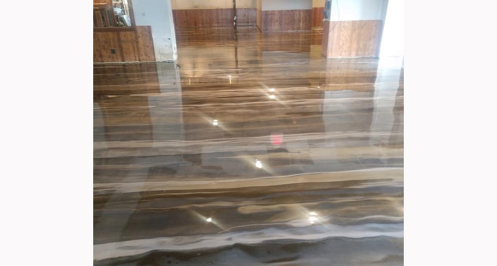 SealKrete's tweet photo. Looking to provide your customers a one-of-a-kind floor that will be the talk of the town? See what this salon did with our Seal-Krete High Performance Metallic System. #RustOleumIndustrial #ConcreteFloors #Industrial #SealKrete #MetallicFloors https://t.co/QH21LS6fzR https://t.co/JZYa0eYZTW