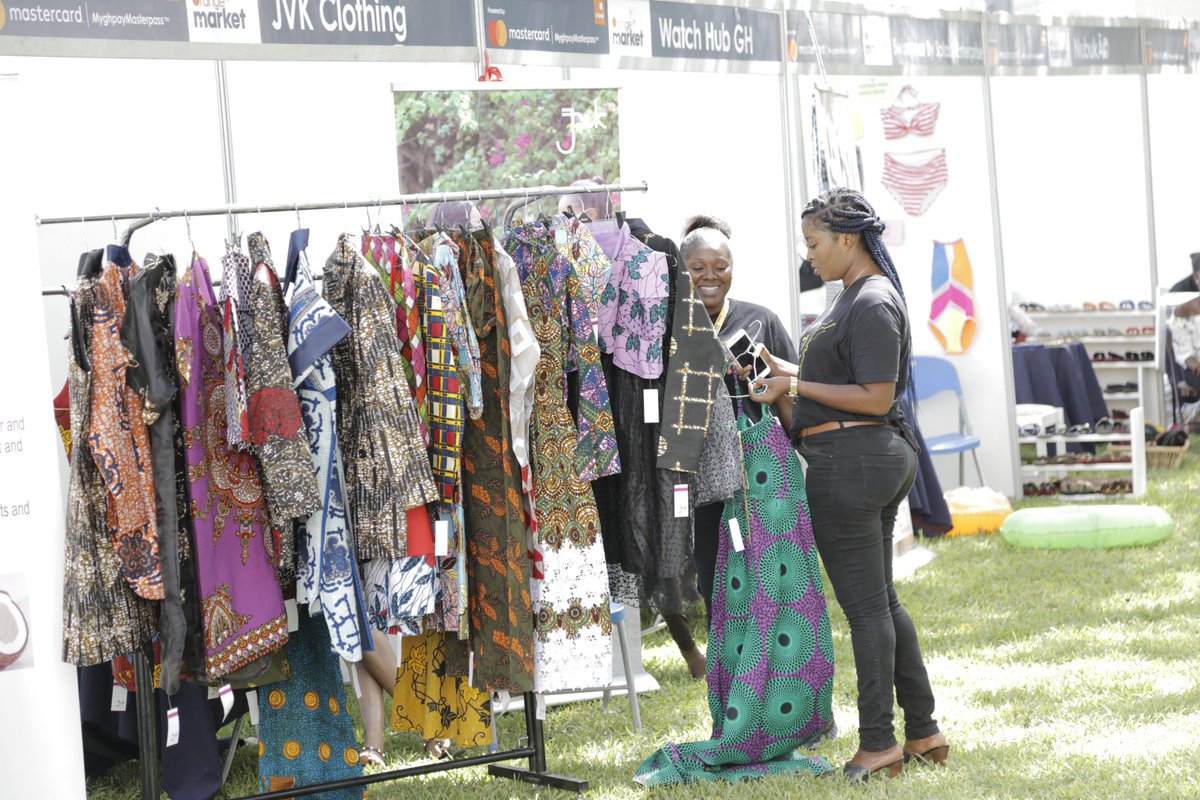 GTBankGhana's tweet photo. What are you waiting for? Come shop and have fun. Get to the Guaranty Trust Bank (Ghana) Ltd. Head Office now!!!
Come along with a friend! Entry is Freeeeeeee!!! 
#cashlessmarket #MOM #MyghpayOrangeMarket #YourRetailBankofChoice #GuarantyTrustBankGhana https://t.co/fMd6DqZFPF